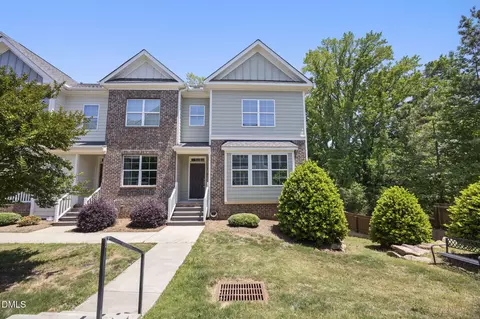 908 Laurel Gate Dr, Wake Forest, NC 27587