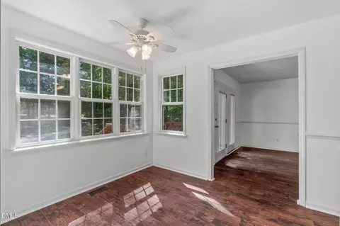 Entry Way - 116 Walker Run, Selma, NC 27576 photo 4 of 7