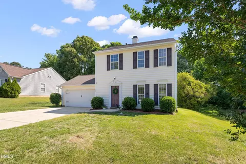 408 Stonecreek Dr, Apex, NC 27539