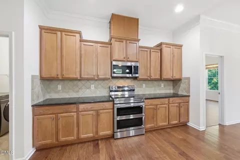 Kitchen - 2 Alyea Ct, Durham, NC 27703 photo 2 of 2