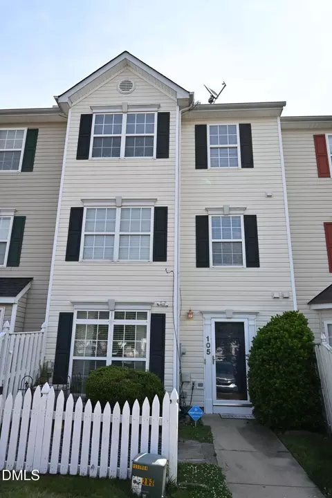 8640 Neuse Landing Ln #105, Raleigh, NC 27616
