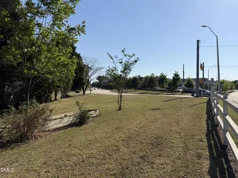 6454 Fox Rd, Raleigh, NC 27616