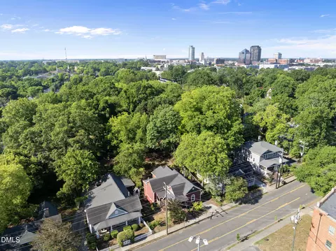 View/Area - 110 E Trinity Ave, Durham, NC 27701 photo 1 of 4