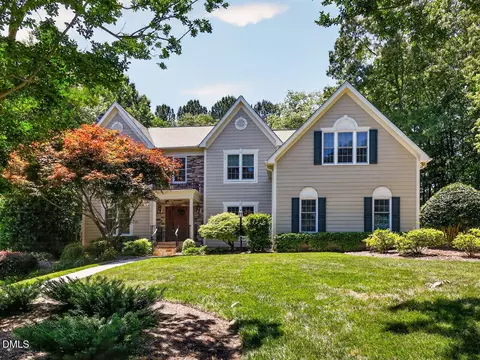 104 Beeston Ct, Cary, NC 27519