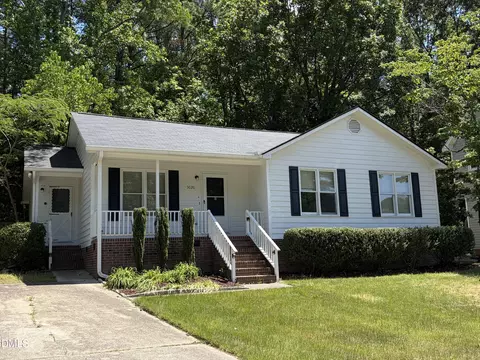 3620 Iron Sight Ct, Raleigh, NC 27616