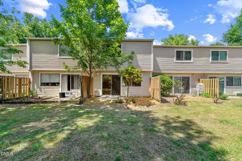 220 Elizabeth St #C10, Chapel Hill, NC 27514