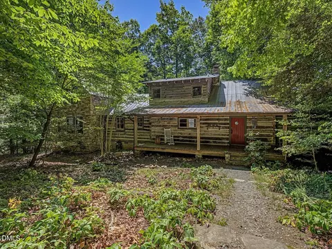 205 Anolis Dr, Pittsboro, NC 27312