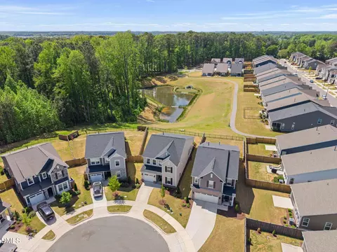 View/Area - 2510 Maplemere Ct, Durham, NC 27703 photo 2 of 5