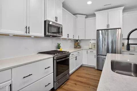 Kitchen - 2510 Maplemere Ct, Durham, NC 27703 photo 4 of 5