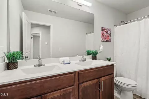 Bath - 91 Tympani Ln, Garner, NC 27529 photo 3 of 3