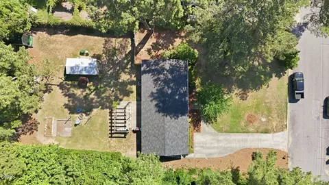 408 Lakeside Dr, Garner, NC 27529 photo 3