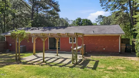 408 Lakeside Dr, Garner, NC 27529 photo 5