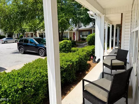 108 Bridford Downs Dr, Greensboro, NC 27407