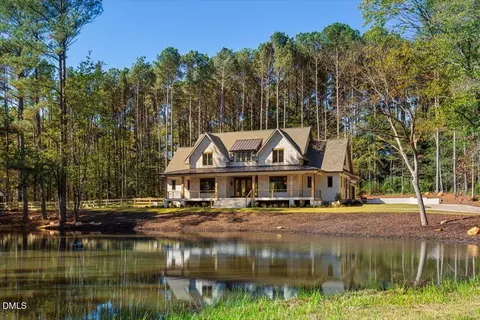 49 Harrison Pond Dr, Pittsboro, NC 27312