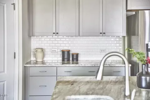Kitchen - 5 Newbridge St, Durham, NC 27703 photo 7 of 11