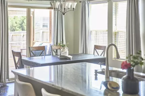 Dining - 5 Newbridge St, Durham, NC 27703 photo 1 of 2