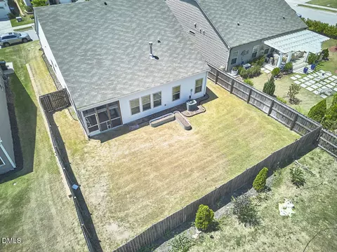 Exterior - 5 Newbridge St, Durham, NC 27703 photo 8 of 10