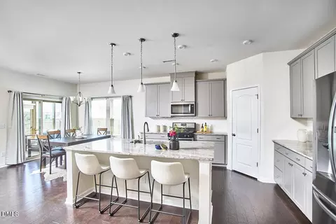Kitchen - 5 Newbridge St, Durham, NC 27703 photo 2 of 11