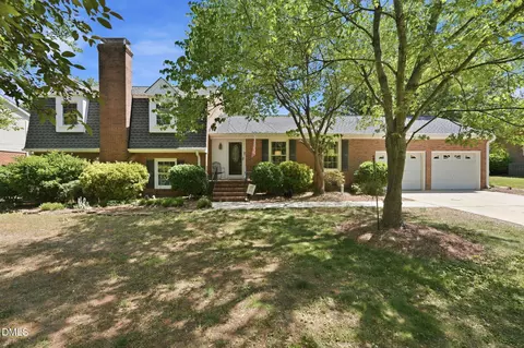 234 Westridge Dr, Burlington, NC 27215