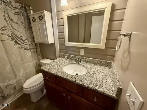 Bath - 302 Broad St, Roxboro, NC 27573 photo 1 of 2