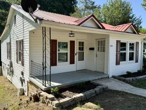 Exterior - 302 Broad St, Roxboro, NC 27573 photo 2 of 4