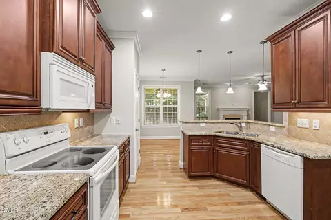 296 Easy Wind Ln, Garner, NC 27529 photo 8