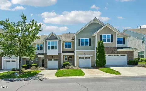 7213 Ladbrooke St, Raleigh, NC 27617