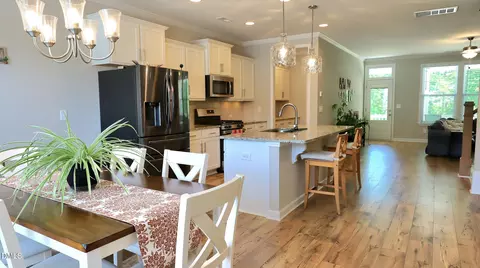 700 Carraway Garden Dr, Wake Forest, NC 27587