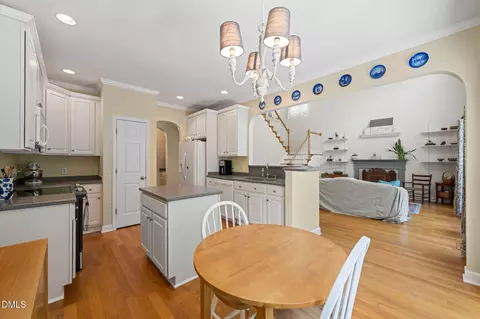 Kitchen - 5415 Stephens Ln, Durham, NC 27712 photo 4 of 4
