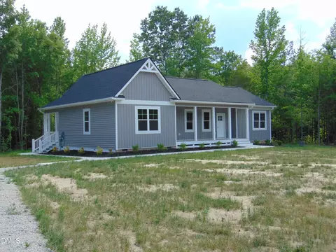 417 Berry Hill Dr, Clarksville, VA 23927