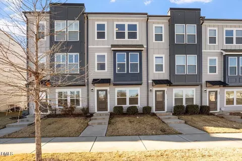 443 N Fisher St, Raleigh, NC 27610