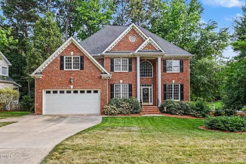 405 Chanticlair Dr, Apex, NC 27502