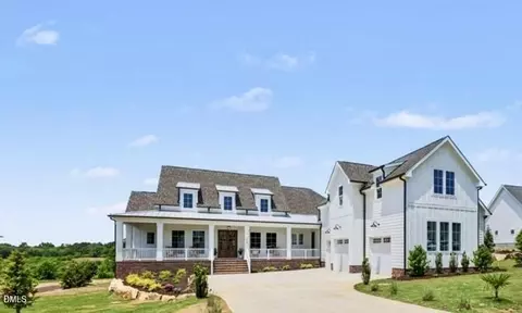 1028 Azalea Garden Cir, Raleigh, NC 27603