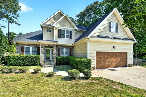 8716 Carradale Ct, Wake Forest, NC 27587