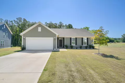 22 Mcintosh Ct, Fuquay Varina, NC 27526