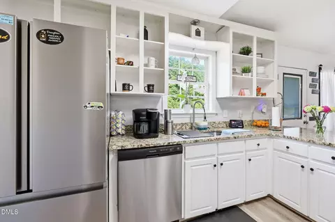 Kitchen - 1047 Smith Rd, Smithfield, NC 27577 photo 4 of 4