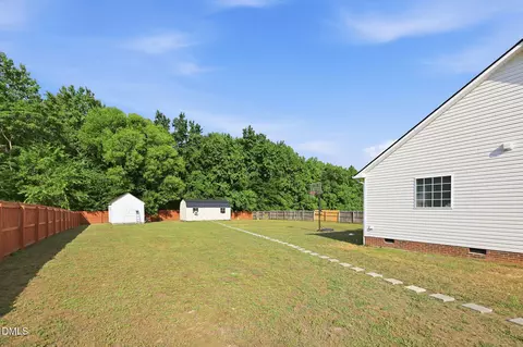 Exterior - 1047 Smith Rd, Smithfield, NC 27577 photo 8 of 11