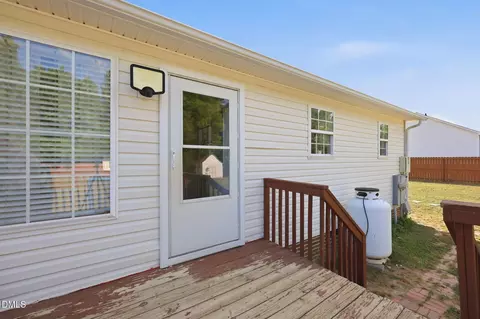 Exterior - 1047 Smith Rd, Smithfield, NC 27577 photo 7 of 11