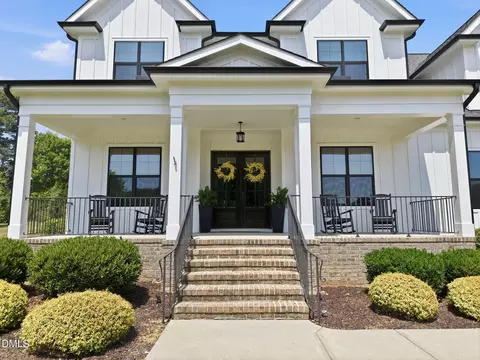 Exterior - 3520 Hundleby Dr, Apex, NC 27539 photo 6 of 17