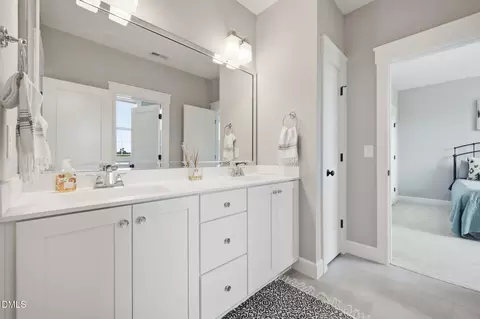 Bath - 3520 Hundleby Dr, Apex, NC 27539 photo 5 of 8