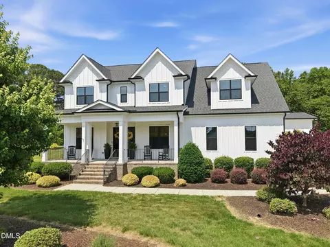Exterior - 3520 Hundleby Dr, Apex, NC 27539 photo 2 of 17