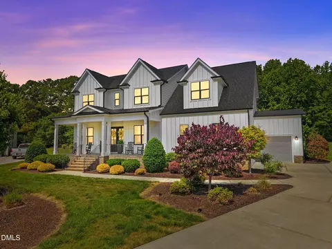 3520 Hundleby Dr, Apex, NC 27539