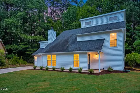 11 Austin Ct, Durham, NC 27707
