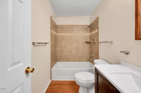 Bath - 11 Austin Ct, Durham, NC 27707 photo 3 of 5