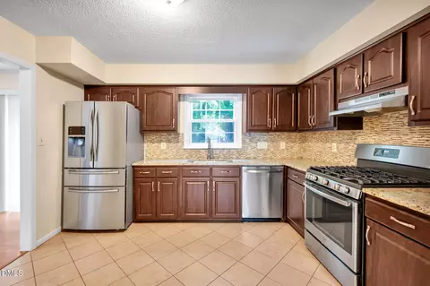 Kitchen - 11 Austin Ct, Durham, NC 27707 photo 2 of 2