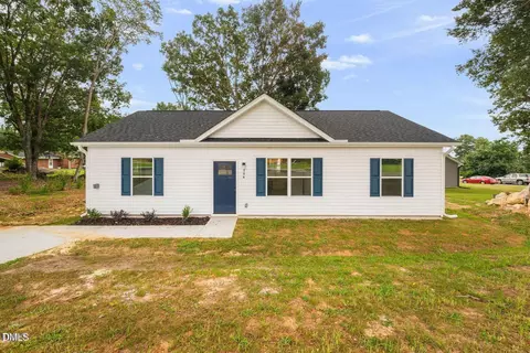236 Natchez Trce, Fuquay Varina, NC 27526