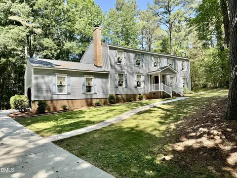 84 Wintergreen Rd, Henderson, NC 27537