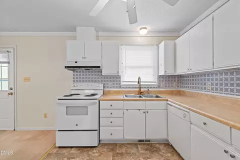 Kitchen - 89 E Boxley Dr, Wendell, NC 27591 photo 3 of 5