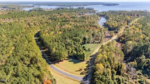 48 Tarpon Pointe Rd, Bath, NC 27808 photo 3