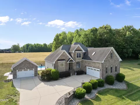 120 Barn Hill Ln, Wake Forest, NC 27587